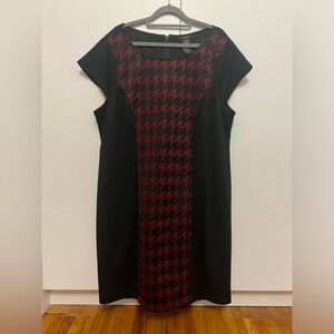 Plus size sheath dress